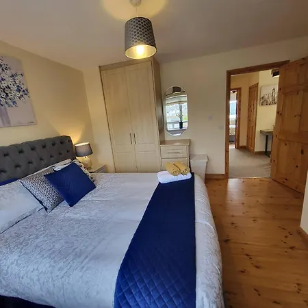 בית נופש Hawthorns Aghamore