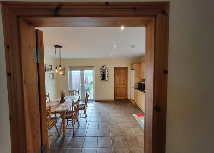 Hawthorns * Aghamore